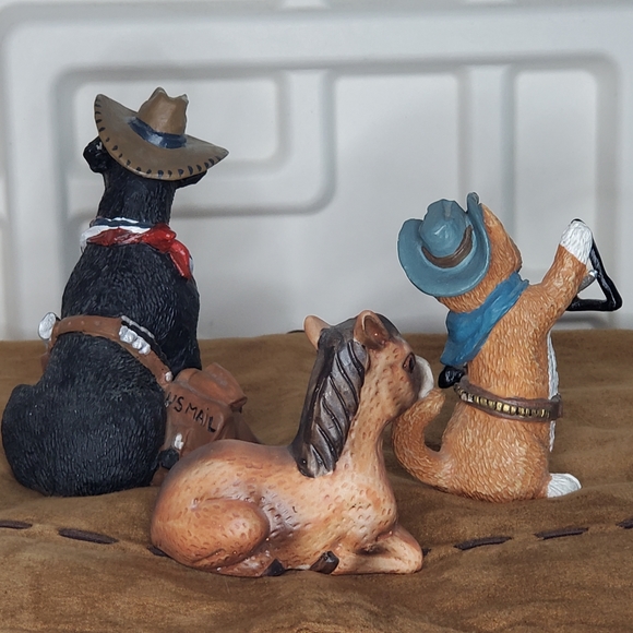 Knickknacks.Set of three - Picture 3 of 9